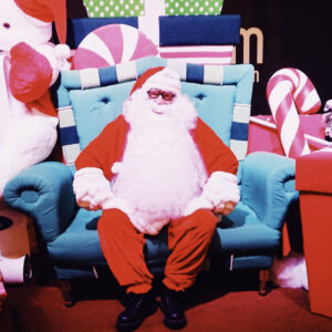 Офісний Санта-Клаус та його помічники: святкування різдвяних свят на роботі